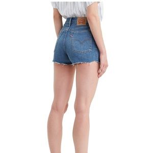 Levi’s shorts